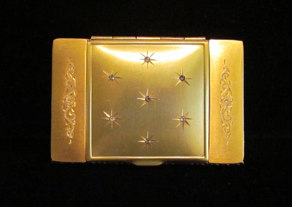 1930s Compact La Mode Gold Plated Compact Powder C