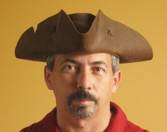 Pirate Hat Renaissance LARP Old Tricorn Pirate Leather Hat - Serie Black Flag