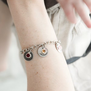 Personalized Charm Bracelet - Personalized Jewelry - Engraved Jewelry - Mother's Day - Charm Bracelet - Names Bracelet - Chain Link - 1032