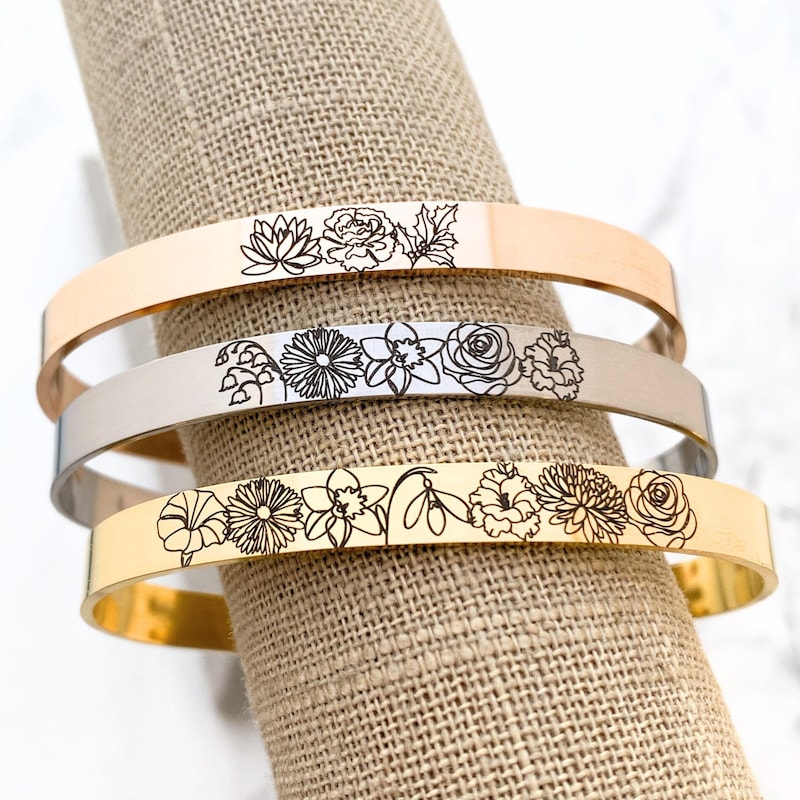 🎁Buy 2 FREE SHIPPING🎁Birth Month Flower Cuff Bracelet, Personalized Birth Flowers, Mother's Day Gift, Floral Birth Bangle, Grandma Jewelry Gift