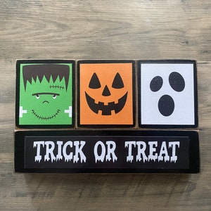 Wood Trick or Treat Blocks, Wood Halloween blocks, trick or treat sign, halloween sign, halloween decor, halloween decoration, mantel decor