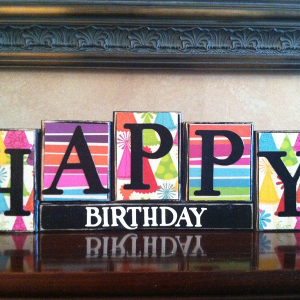 HAPPY BIRTHDAY Wood Block Sign / Kid's Birthday Party Home Decor / Birthday Party Accessories