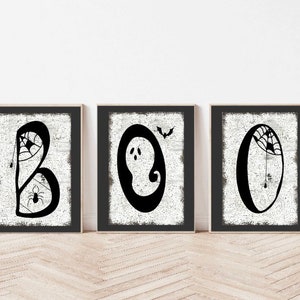 Wood Boo Blocks - Wood Halloween blocks - Seasonal decor, halloween decor, halloween blocks, ghosts , fall decor, mantel decor, spider web