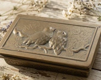 Vintage solid brass jewelry box with birds and flowers reposse, gorgeous patina old cigar box,antique nouveau brass box, antique brass