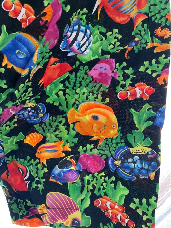 Vintage 1980s crazy colorXL mens fish shirt, butt… - image 7