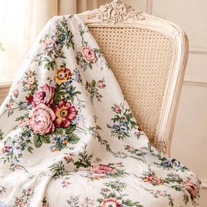 Vintage Belle River JC Penney white blue pink green ruffled eyelet ruffled  round  tablecloth,cottage ruffled floral garden tablecover