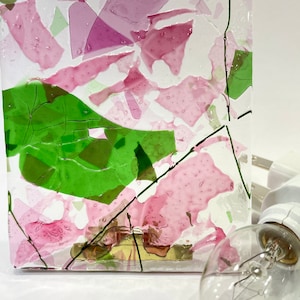 NIGHTLIGHT - Cranberry Flower Pink Fused Glass Night Light F05