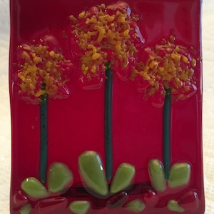 NIGHTLIGHT MARIGOLD FLOWER Fused Ruby Nightlight F24