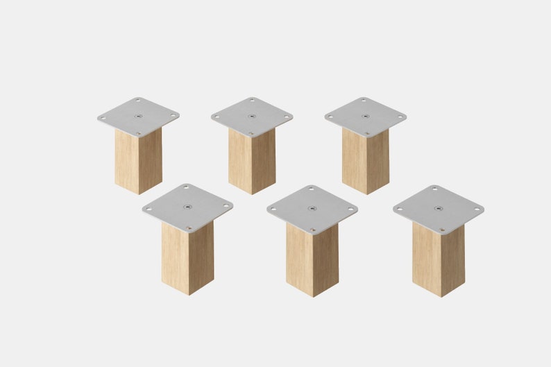 6 quadratische Möbelfüße aus Buchenholz für das Ikea Kallax Regal.