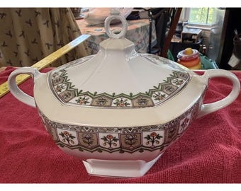 Vintage Meito Japan Deckelterrine - Lotus / Schild Muster - 1920er Jahre.