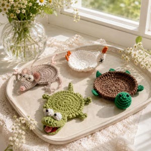 Charming Crochet Critter Coaster, Handmade Cotton Cup Mat, Funny Animal Table Decor, Cozy Cottage Gift, Playful Home Accessory, Cute Present
