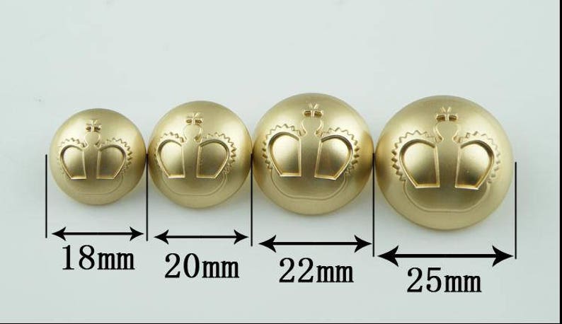 6 Pcs 0.71~0.98 Inches Fashion Matte Gold Big Crown Metal Shank Buttons for Coats Sweaters