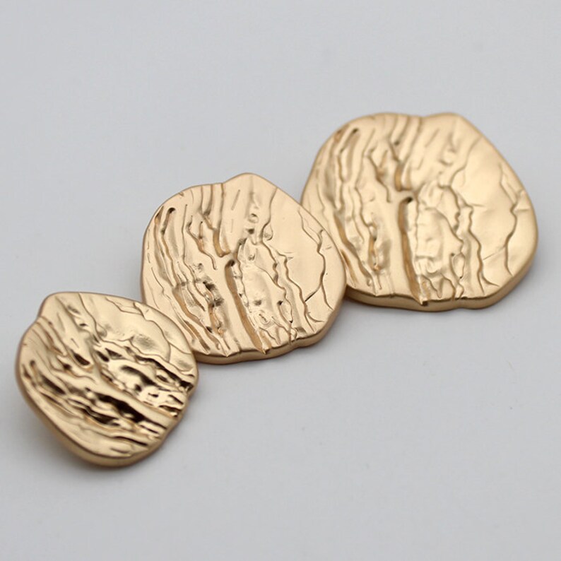 6 Pcs 0.79~1.18 Inches Matte GoldSilver Irregular Metal Shank Buttons for Coats