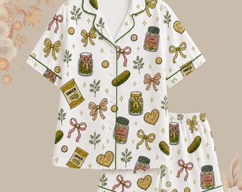 Snyggt pyjamasset i satin med picklemönster: Kortärmad loungewear