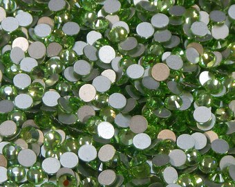 720pcs Peridot Silverfoiled NON Hotfix Rhinestones,  ss6, ss10, ss16, ss20  Choose Your Size