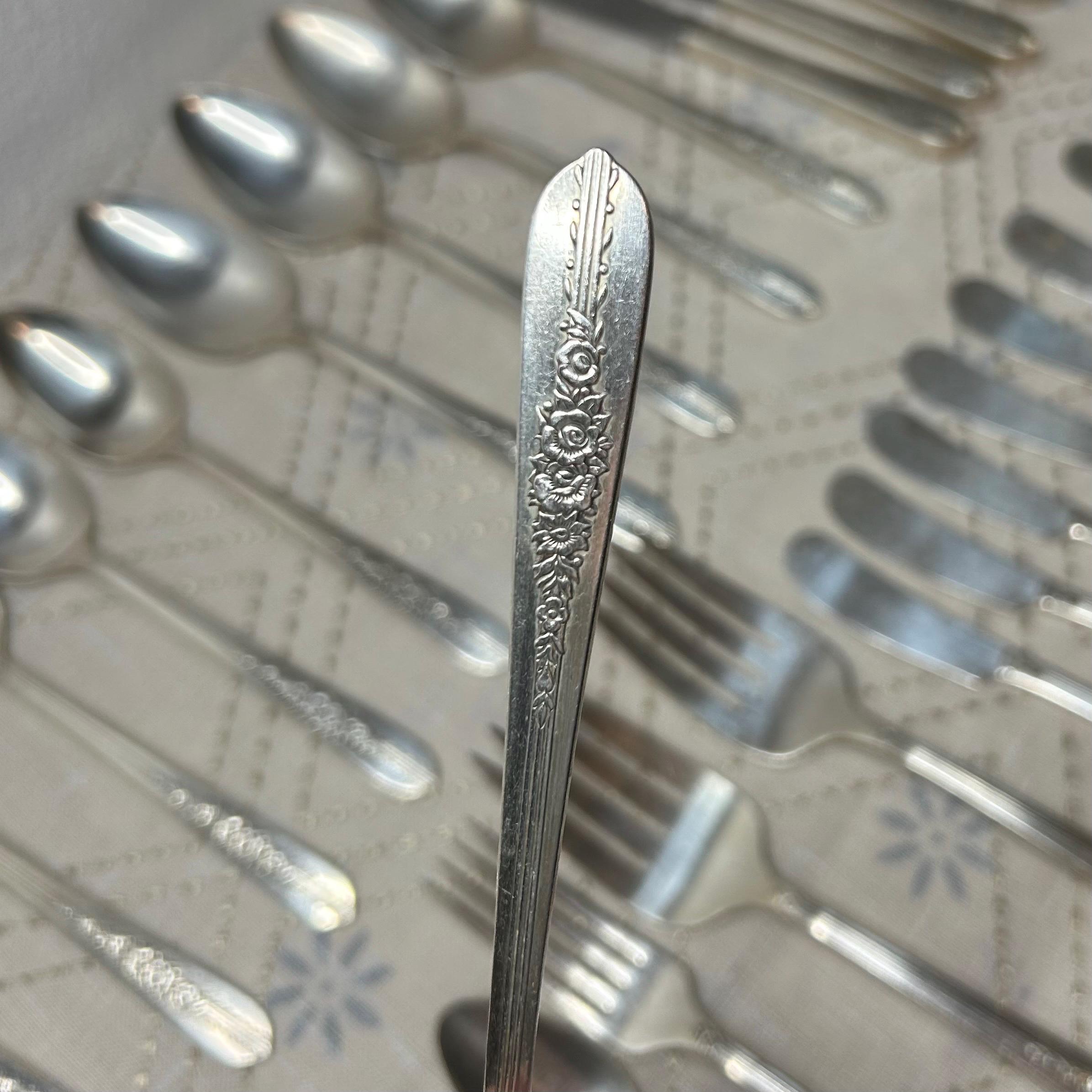 【Vintage】 Floral Teaspoons Vintage】 Floral Teaspoons