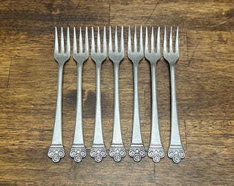 Vintage National Stainless Costa Mesa Cocktail Forks, Set of 7 Seafood Forks, Discontinued Replacement Flatware