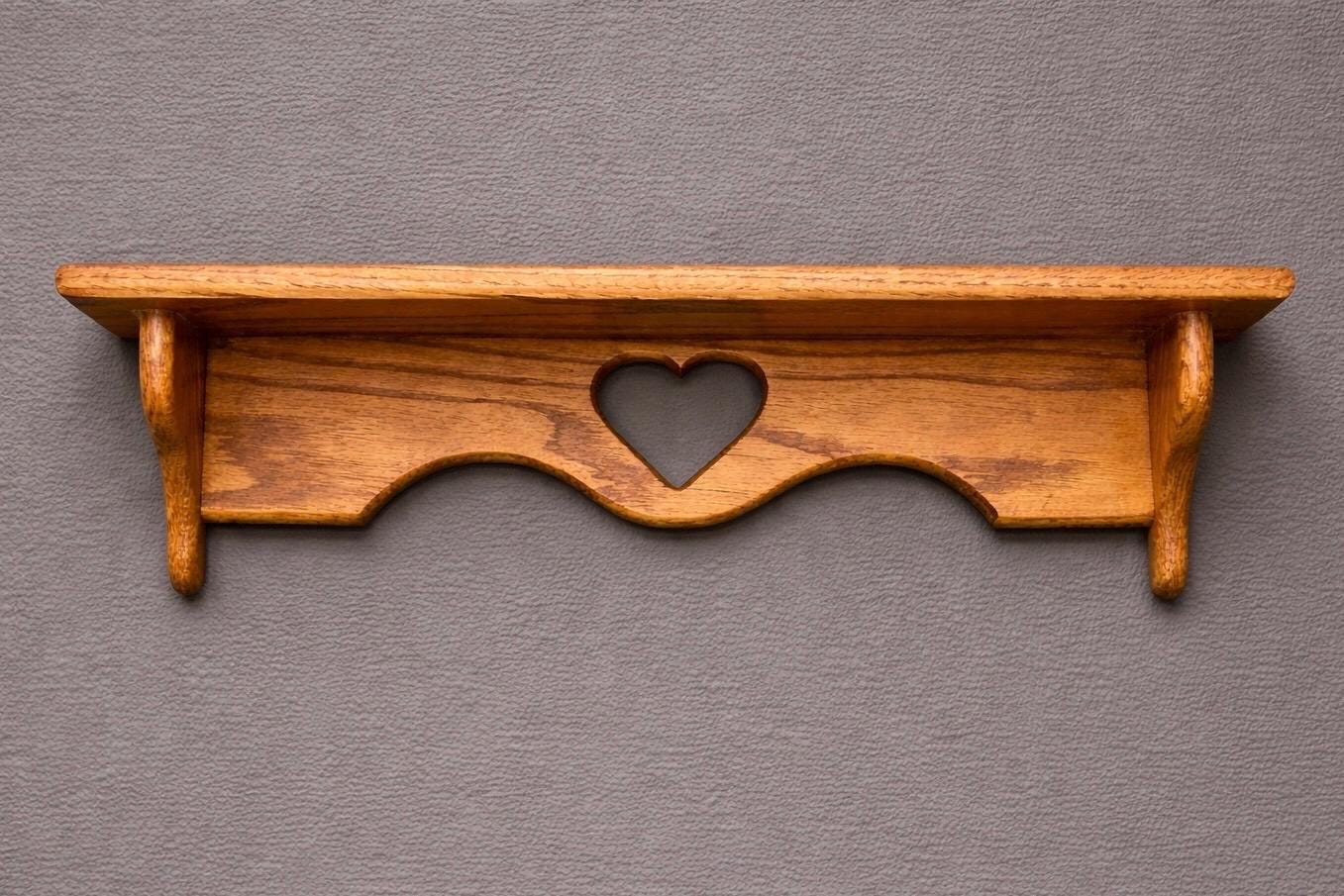 ハート型カットアウト付き木製シェルフ Heart Cut Out Shelf - Etsy