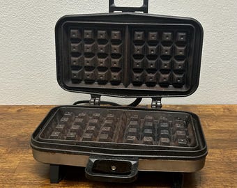 Vintage Vitantonio 550 belgischer Waffelhersteller, Chrom-Waffeleisen, doppelte quadratische Waffel, Retro-Küchengerät