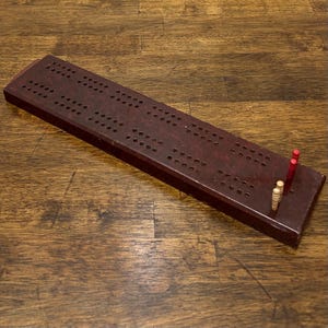 Vintage Mahogany Color Wooden Cribbage Board