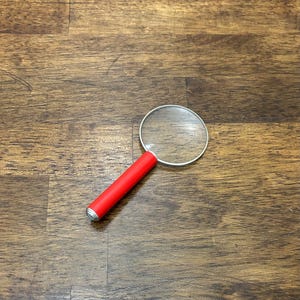 Vintage Small Magnifying Glass With Red Handle and Pocket Clip