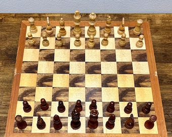 Juego de ajedrez de madera vintage con tablero plegable, piezas de madera torneada completas, tablero de ajedrez de 37,5 cm (14,75 pulgadas).