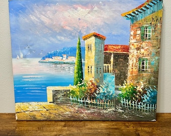 Pintura al óleo original vintage, villa costera mediterránea, paisaje marino con textura y espátula, arte paisajístico europeo, lienzo de 24x20 pulgadas.