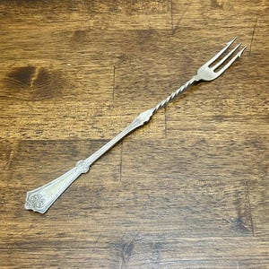 Antique Pickle Olive Fork, 1883 International Silver Empress Long Handle, Twisted Stem Silverplate 7 7/8”
