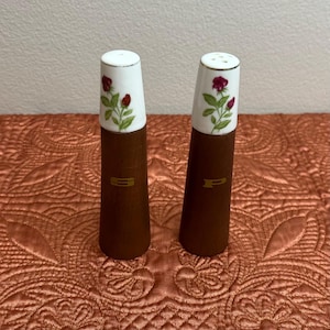 Foreign Vintage Irene Series Porcelain Floral and Teak Wood Salt & Pepper Shaker Set, Made in Japan