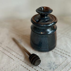 Ceramic Vintage Honey Pot, Dark Blue & Brown Ribbed Studio Pottery with Wooden Dipper