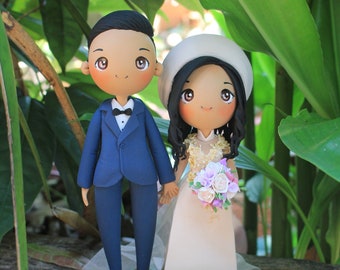 Vietnam Bride and America Groom Wedding Cake Topper, Ao dai wedding cake topper, Mixed Race Bride & Groom, Forest Green Wedding Theme