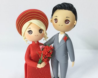 Vietnam & America wedding cake topper, Ao dai wedding cake topper, bride in ao dai groom in suit clay figure, blonde hair bride, red theme