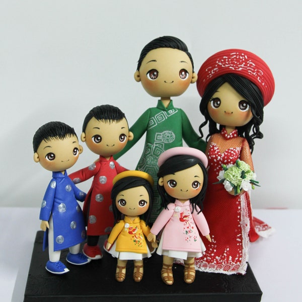 Family Cake Topper, Wedding cake topper with children, Family cake toppers for wedding, Couple Cake Topper with kids