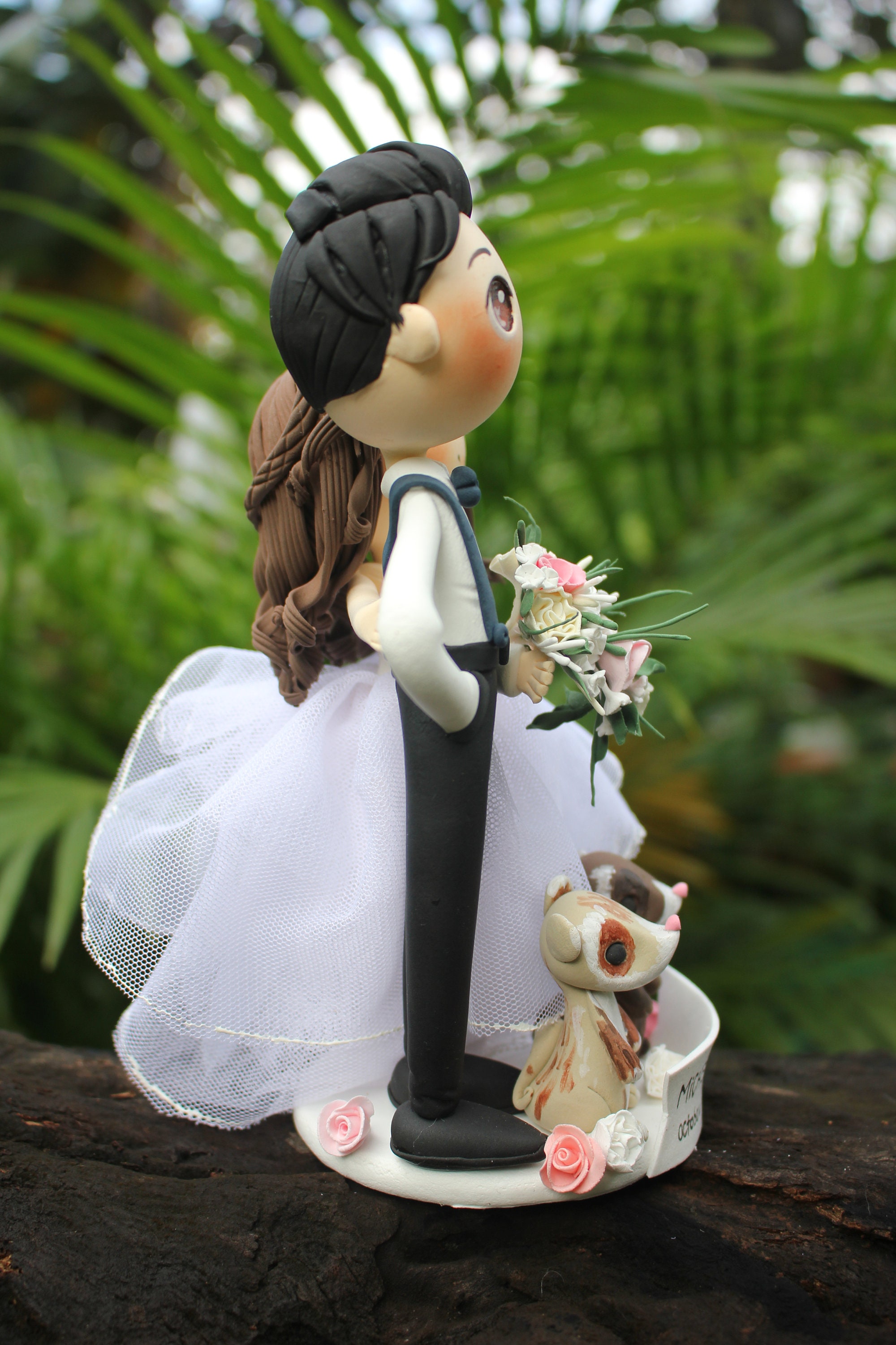 Beautiful wedding cake topper with pet/ Custom Bride & Groom | Etsy