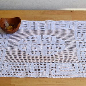 Celtic Block Center Piece Filet Crochet Pattern