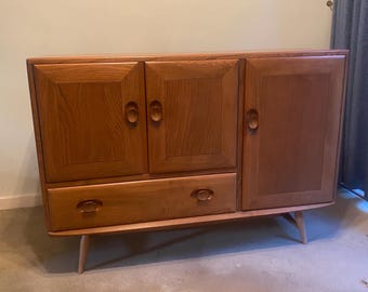 Aparador Ercol 457 Windsor, estilo vintage de los años 60, de olmo macizo.