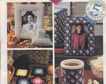 Plastic Canvas Corner Magazine - May 1994 - Patterns