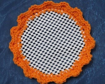 Lid Jar Bottle Opener Orange Crocheted Scalloped Kitchen Helper