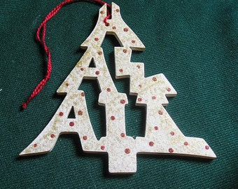 Hawaii ornament, tree shaped