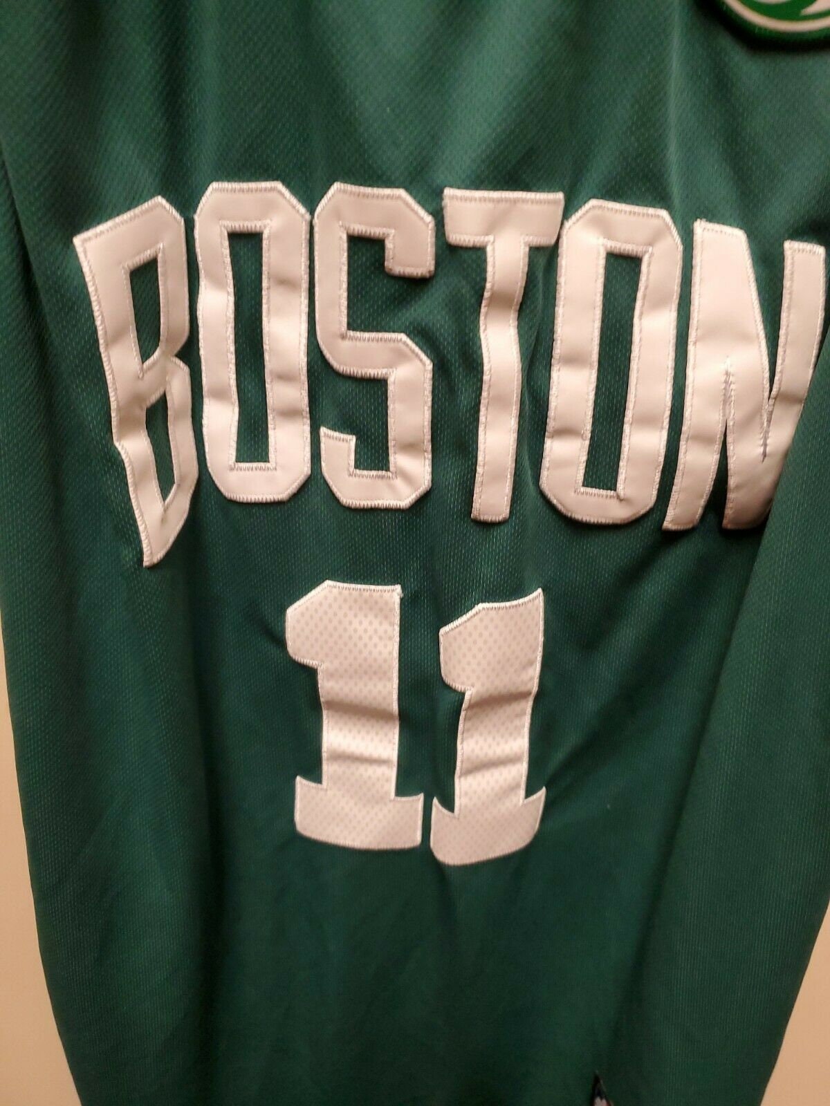 Vintage Nike Boston Celtics NBA Warm Up Jersey Size L Embroidered