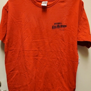 Bette Midler Kiss my Brass Tour 2004 Size Xl Red T Shirt Ss27