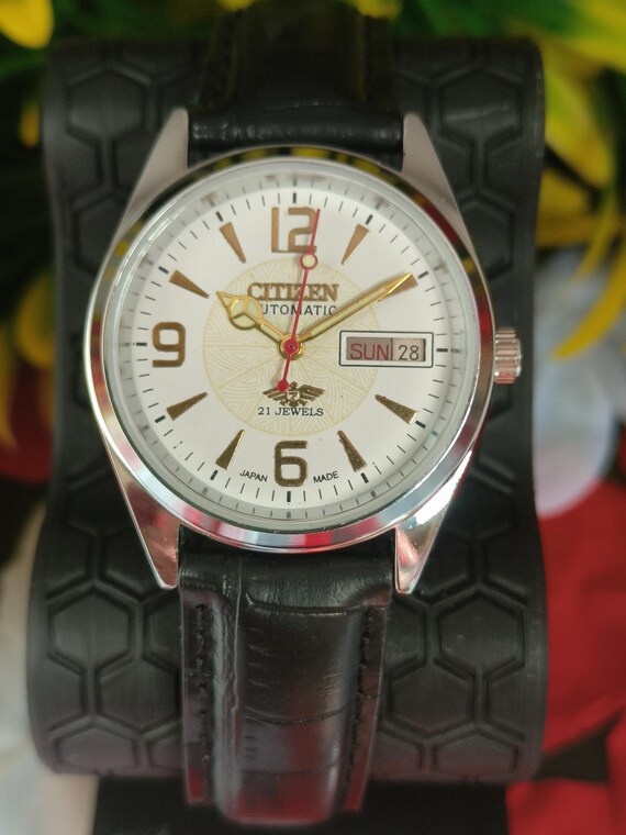 Automatic Vintage Citizen 21 Jewels Day-Date Men's Wrist Watch View 2