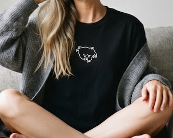 Black Gildan 5000 Shirt, Coastal Crab Line Art Design, Unique Marine Style, Unisex Fashion