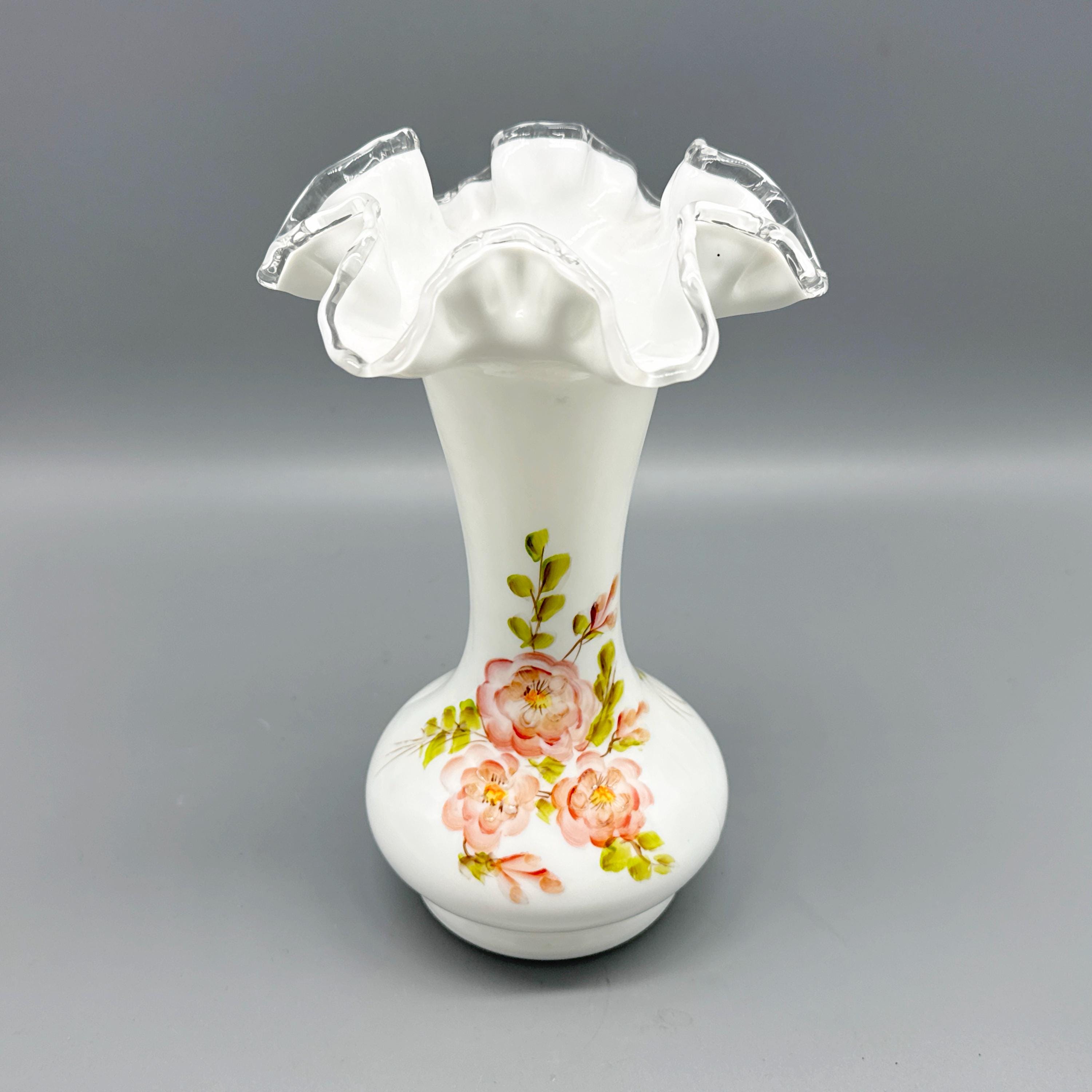 Vase Fenton Burmese 7251-RB Rose - Échantillon Louise Piper - Réactif UV