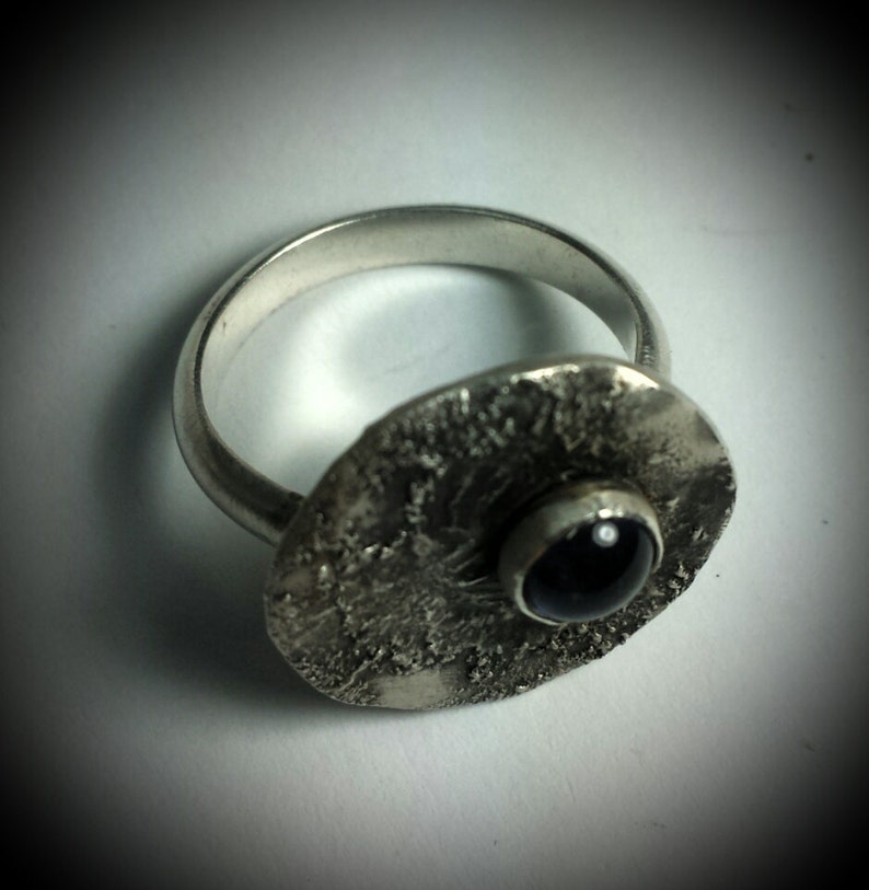 Iolite and reticulated sterling silver ring. image 2