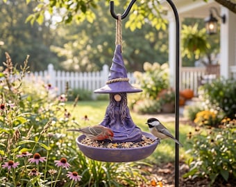 Lila Hexen-Vogelfutterhaus zum Aufhängen, meditierende Hexenfigur, skurrile Halloween-Gartendekoration, einzigartiges Geschenk für Vogelliebhaber