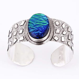 Bransoletka mankietowa Blue Aura Opalite ze srebra próby 925 – styl boho (wykonana ręcznie)