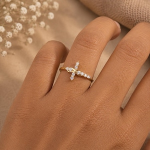 Moissanit korsring, 925 sterlingsilver korslöfte ring, läcker religiös ring, minimalistiska kristna smycken för kvinnor