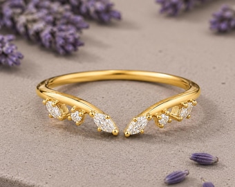 Alianza de boda curva de moissanita, anillo de boda en forma de V, alianza de moissanita marquesa y redonda, anillo apilable en forma de chevrón, alianza nupcial