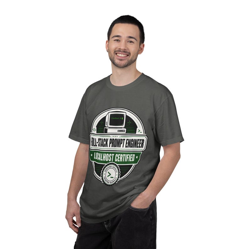 Full-Stack Prompt Engineer Professional T-Shirt | Retro Computer Abzeichen Bild 1